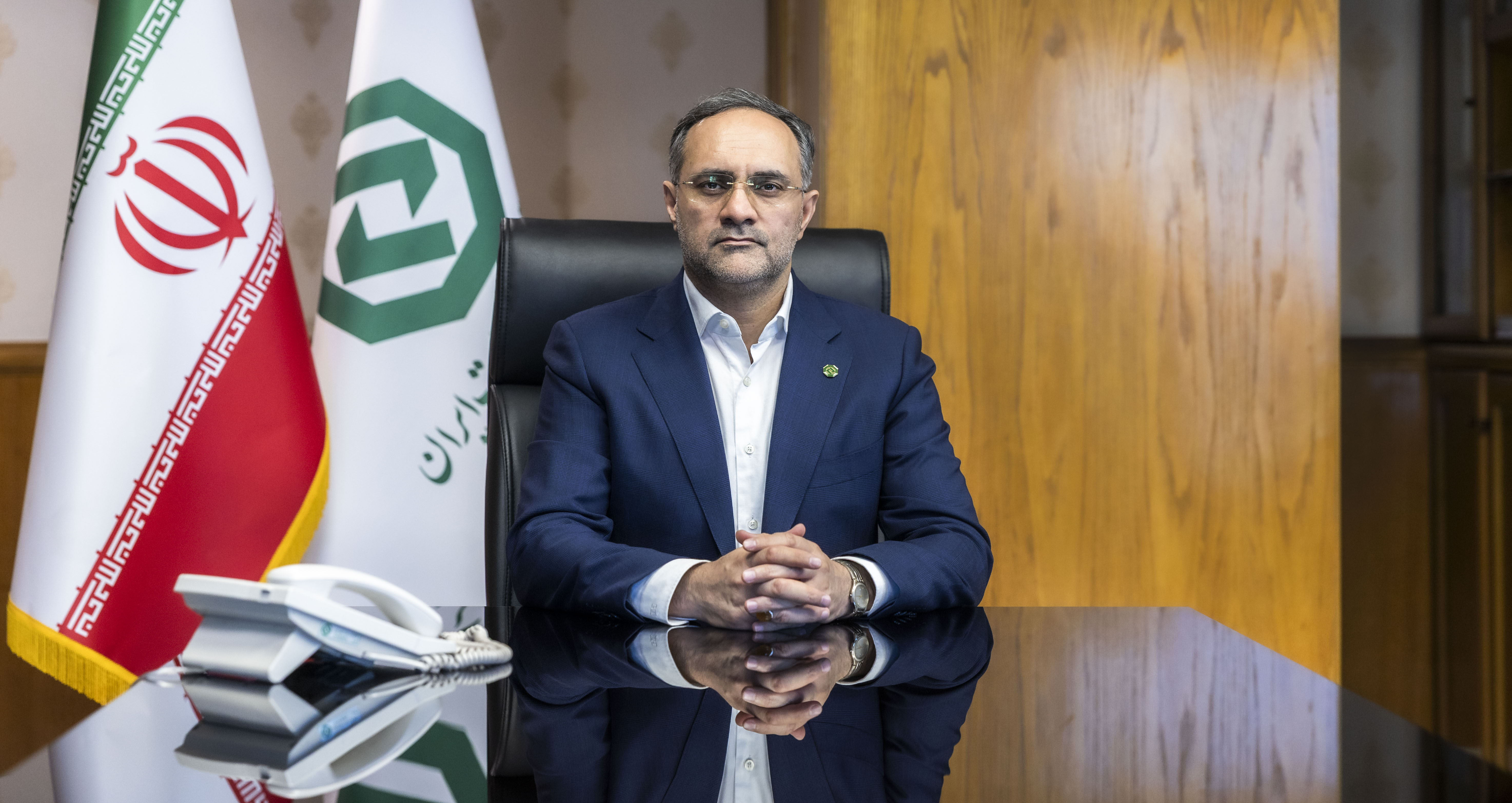 سرپرست بانک توسعه صادرات ایران در هفته دولت خبر داد:
پرداخت کامل تسهیلات ازدواج و فرزندآوری